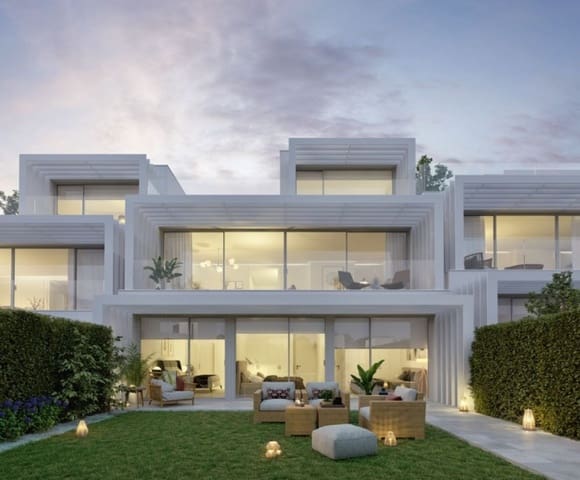 4 soveværelse Villa til salg i Estepona med swimmingpool garage - € 548.000 (Ref: 10001456)