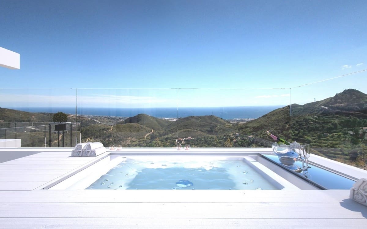 2 soverom Leilighet til salgs i Marbella med svømmebasseng garasje - € 483 000 (Ref: 10001458)