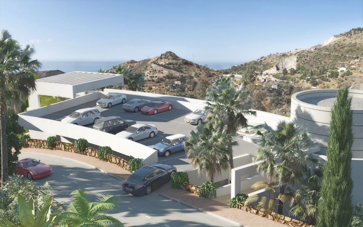 2 soverom Leilighet til salgs i Marbella med svømmebasseng garasje - € 483 000 (Ref: 10001458)