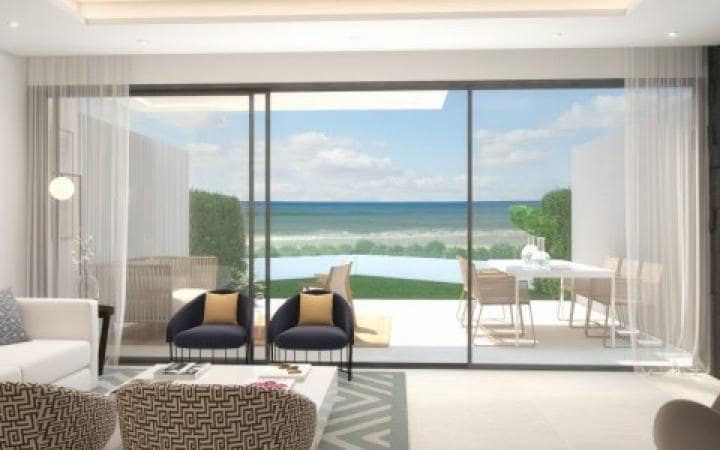 4 sovrum Hus till salu i Estepona med pool garage - 1 050 000 € (Ref: 10001462)