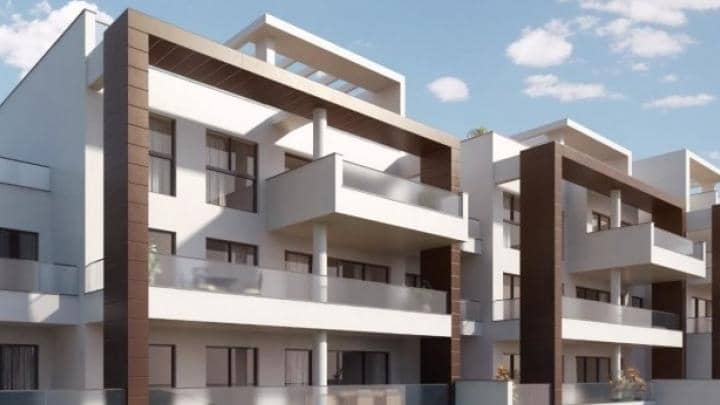 2 bedroom Apartment for sale in Benahavis with pool garage - € 302,000 (Ref: 10001463)
