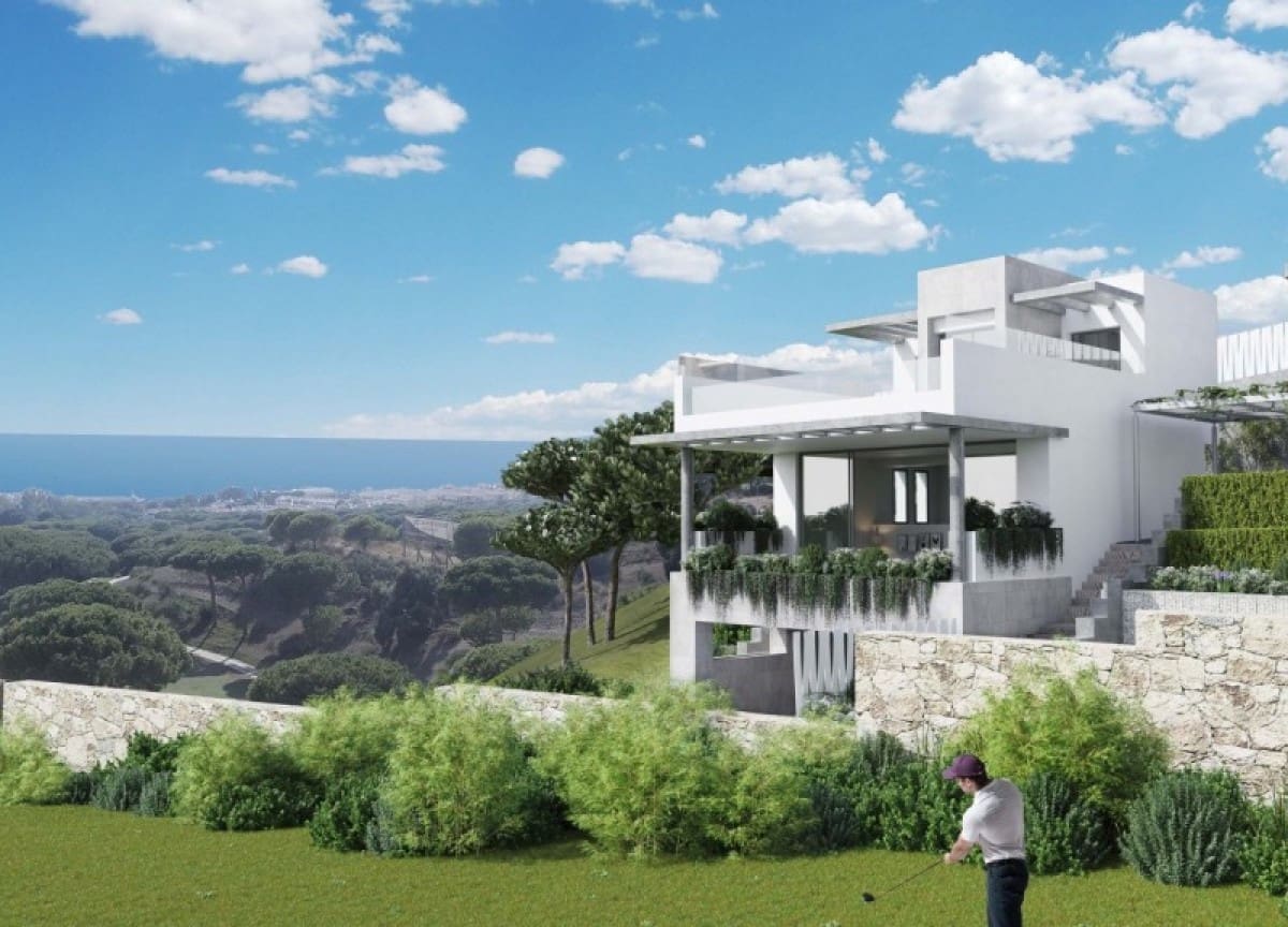 3 bedroom Townhouse for sale in Marbella with pool garage - € 650,000 (Ref: 10001469)