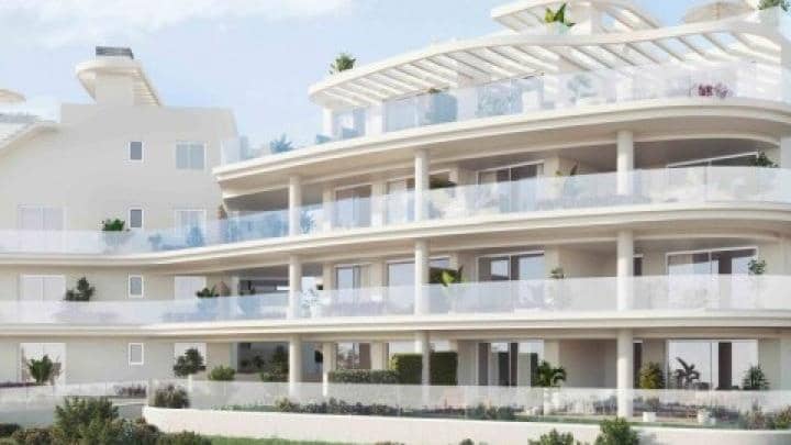 Apartamento de 2 habitaciones en Fuengirola en venta con piscina - 349.000 € (Ref: 10001470)