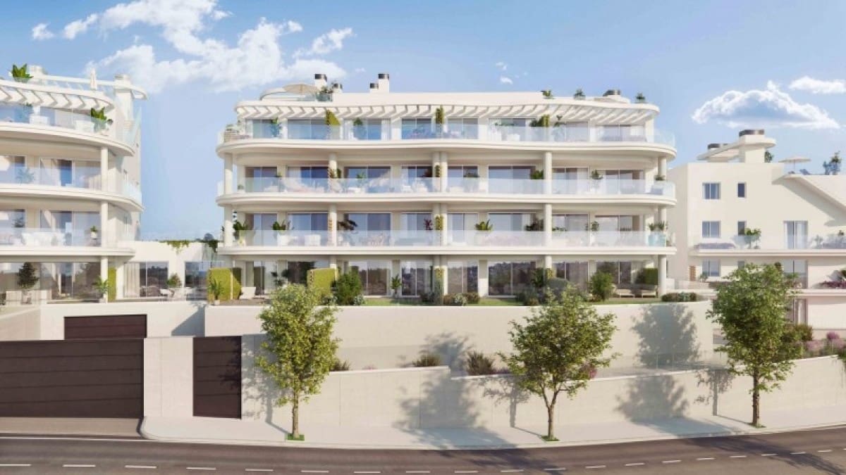 Apartamento de 2 habitaciones en Fuengirola en venta con piscina - 349.000 € (Ref: 10001470)
