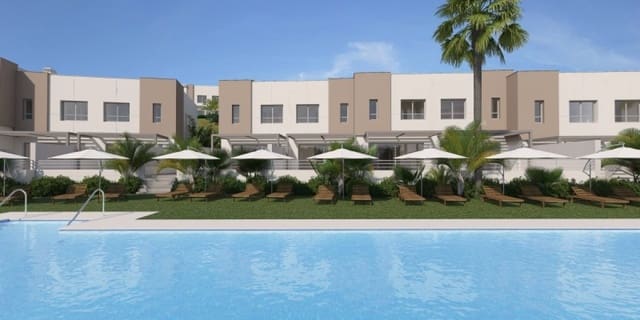 3 bedroom Townhouse for sale in Estepona with pool garage - € 340,000 (Ref: 10001476)