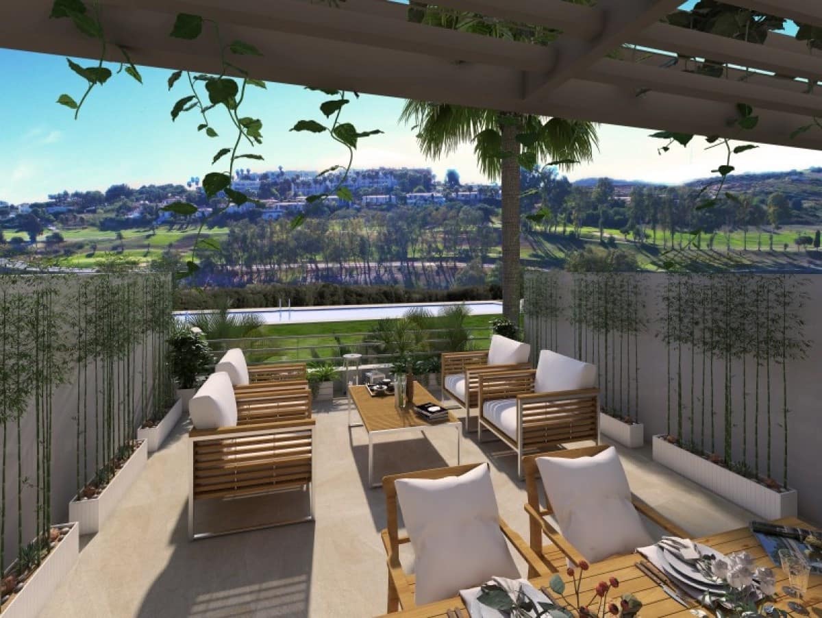 3 bedroom Townhouse for sale in Estepona with pool garage - € 340,000 (Ref: 10001476)