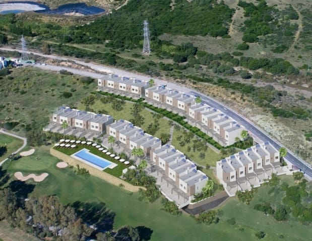 3 bedroom Townhouse for sale in Estepona with pool garage - € 340,000 (Ref: 10001476)