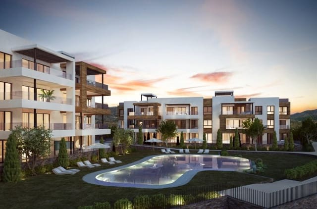 4 bedroom Apartment for sale in Fuengirola with pool - € 535,000 (Ref: 10001488)