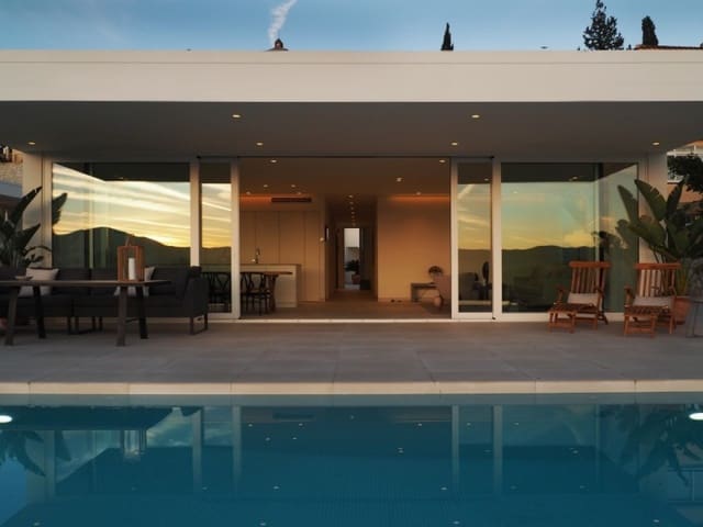 5 bedroom Villa for sale in Mijas with pool garage - € 895,000 (Ref: 10001491)