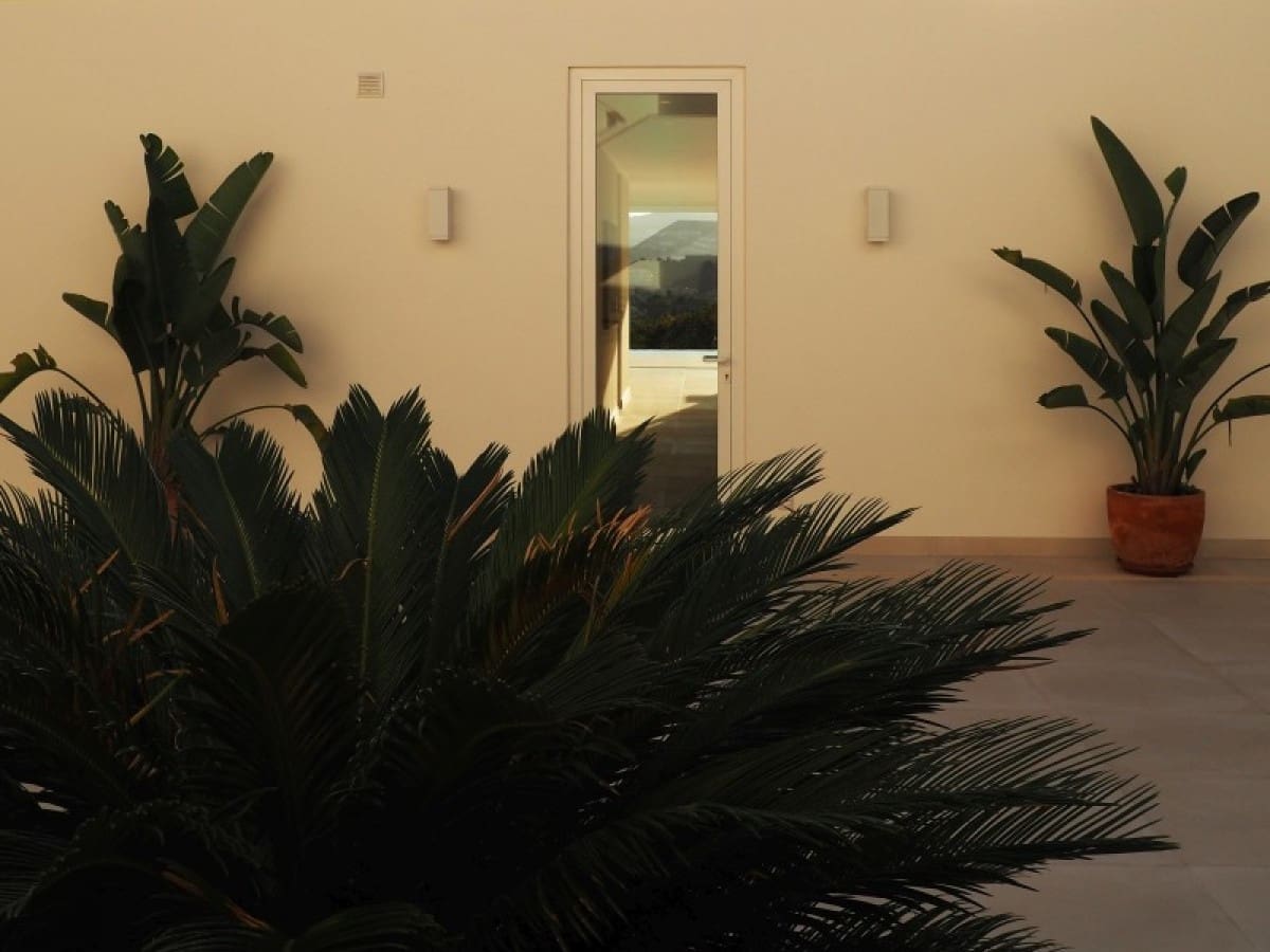 5 bedroom Villa for sale in Mijas with pool garage - € 895,000 (Ref: 10001491)