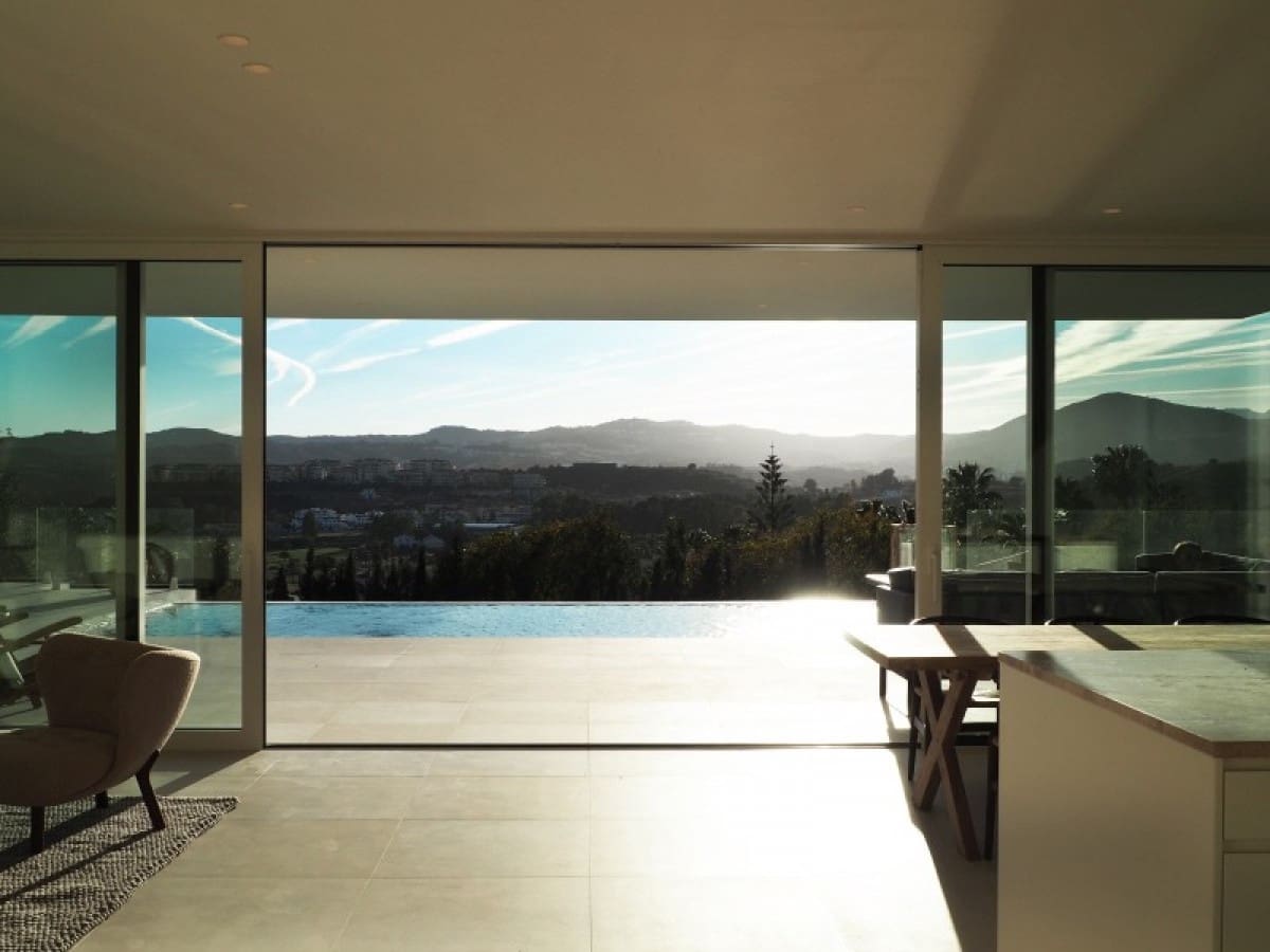 5 bedroom Villa for sale in Mijas with pool garage - € 895,000 (Ref: 10001491)