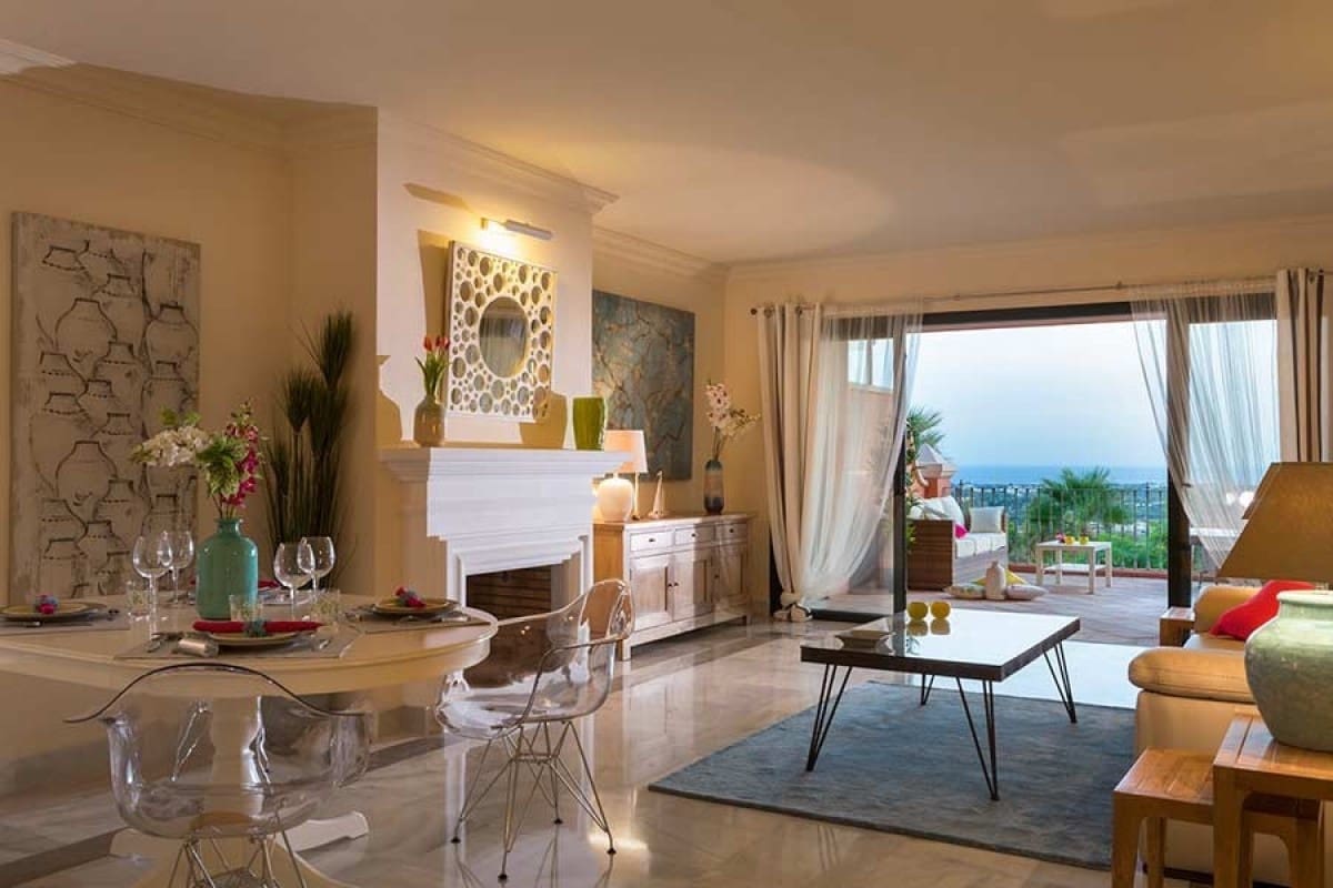 3 sypialnia Apartament na sprzedaż w Benahavis z basenem garażem - 589 500 € (Ref: 10001496)