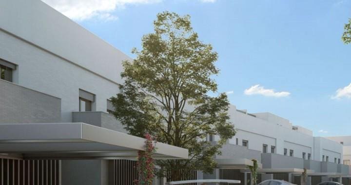 3 Zimmer Haus zu verkaufen in Estepona mit Pool Garage - 620.000 € (Ref: 10001497)