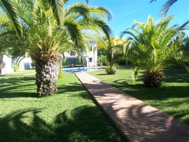 6 soveværelse Villa til salg i Marbella med swimmingpool garage - € 3.500.000 (Ref: 10001498)