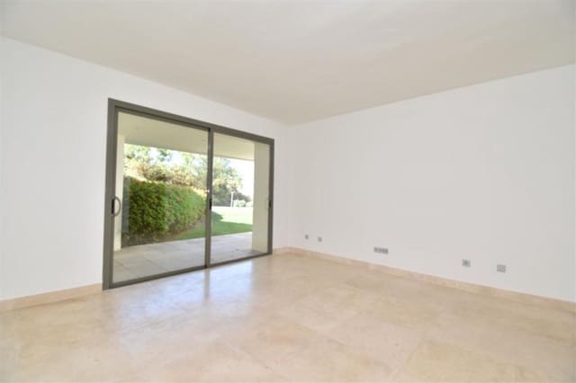 2 chambre Appartement à vendre à Marbella avec piscine - 329 950 € (Ref: 10001499)