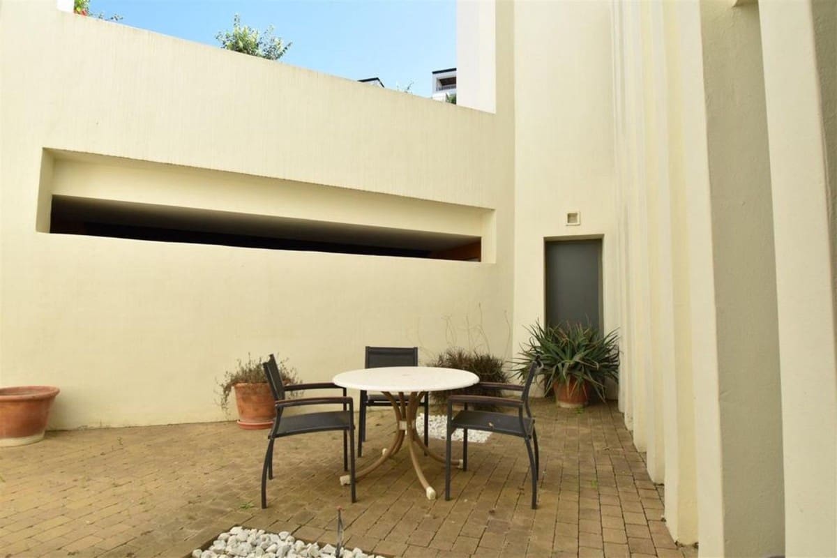 2 chambre Appartement à vendre à Marbella avec piscine - 329 950 € (Ref: 10001499)