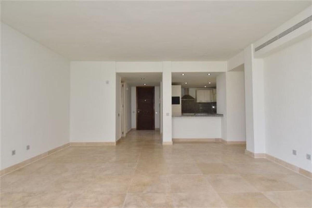 2 chambre Appartement à vendre à Marbella avec piscine - 329 950 € (Ref: 10001499)
