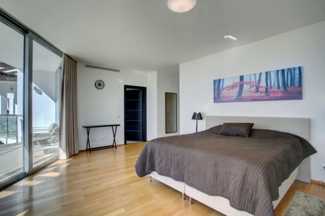 4 chambre Maison de Ville à vendre à Marbella avec piscine garage - 2 200 000 € (Ref: 10001502)