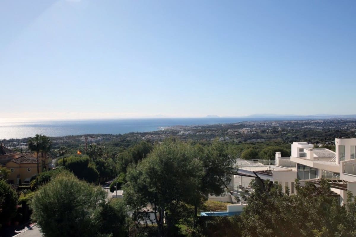 4 chambre Maison de Ville à vendre à Marbella avec piscine garage - 2 200 000 € (Ref: 10001502)