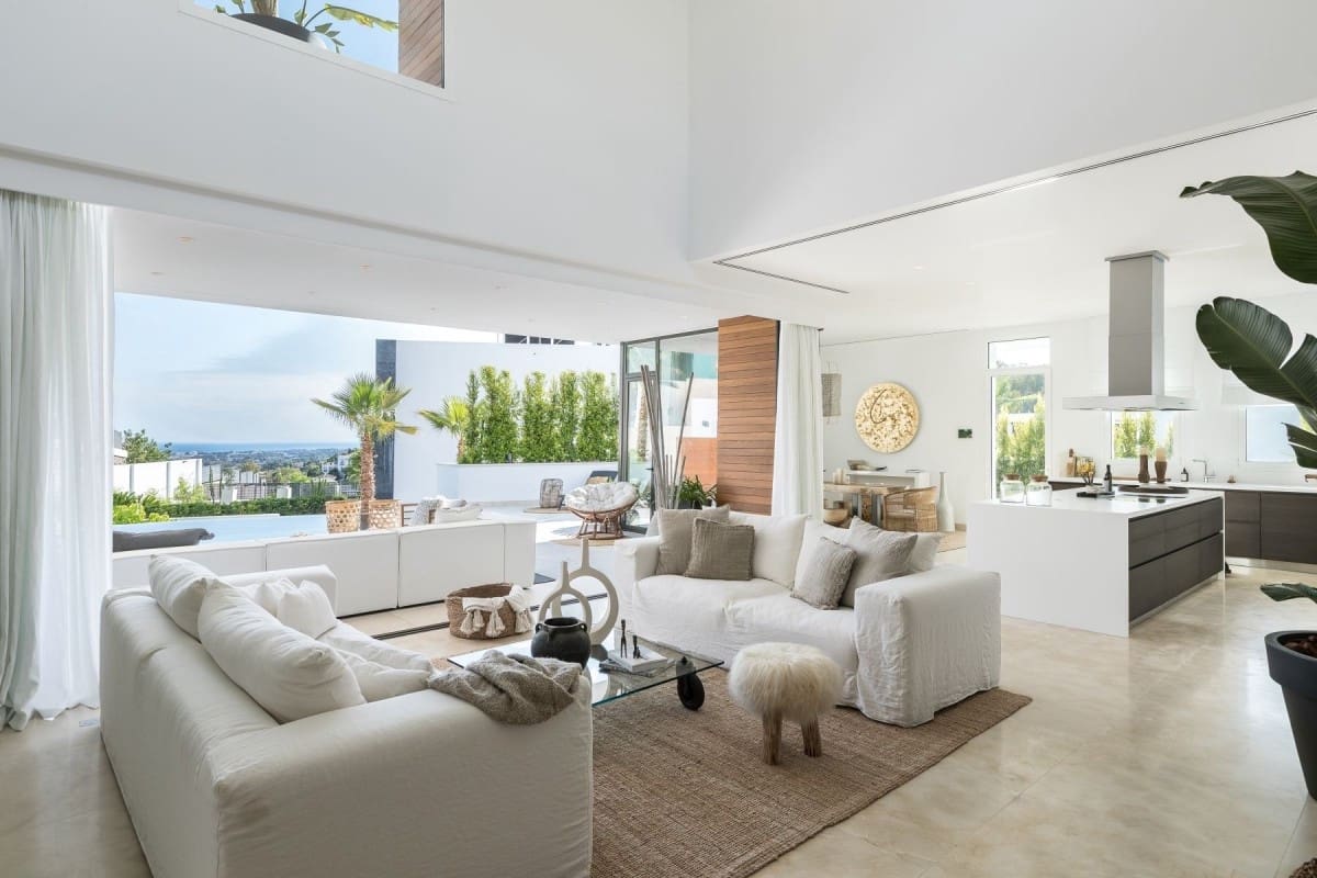 5 soverom Villa til salgs i Marbella med svømmebasseng garasje - € 2 795 000 (Ref: 10001504)