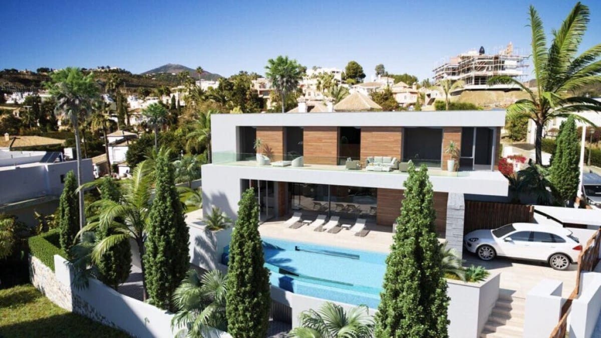 5 soverom Villa til salgs i Marbella med svømmebasseng garasje - € 2 795 000 (Ref: 10001504)