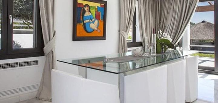 5 quarto Moradia para venda em Marbella com piscina garagem - 2 495 000 € (Ref: 10001508)
