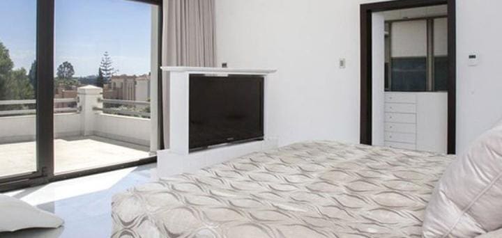 5 quarto Moradia para venda em Marbella com piscina garagem - 2 495 000 € (Ref: 10001508)