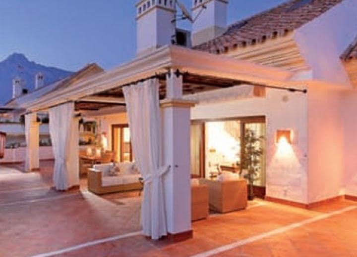 Apartamento de 4 habitaciones en Golden Mile en venta con piscina garaje - 1.550.000 € (Ref: 10001513)