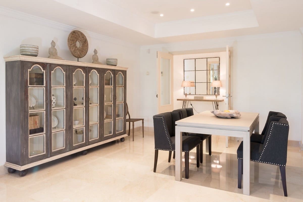 Apartamento de 4 habitaciones en Golden Mile en venta con piscina garaje - 1.550.000 € (Ref: 10001513)