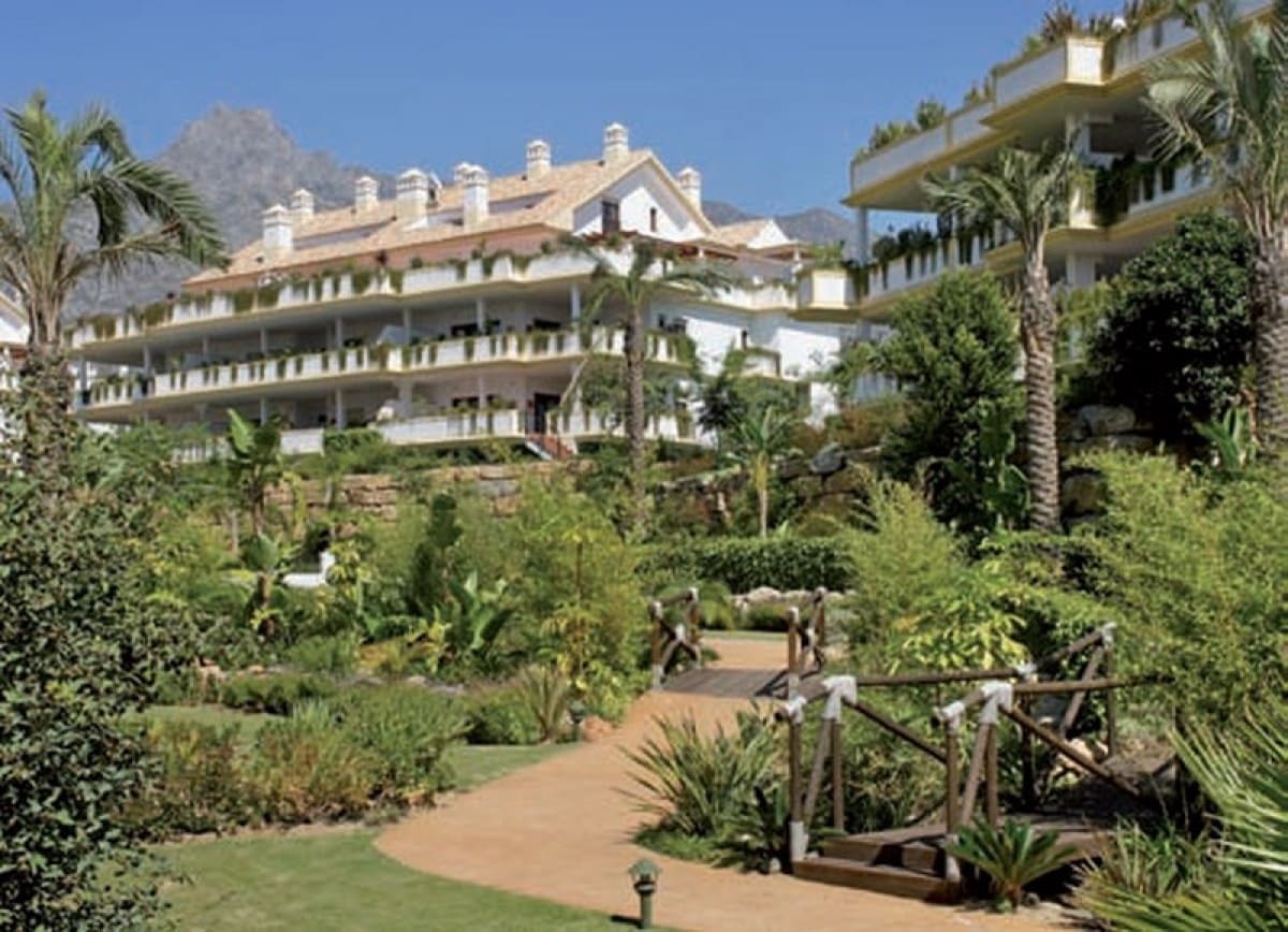 Apartamento de 4 habitaciones en Golden Mile en venta con piscina garaje - 1.550.000 € (Ref: 10001513)