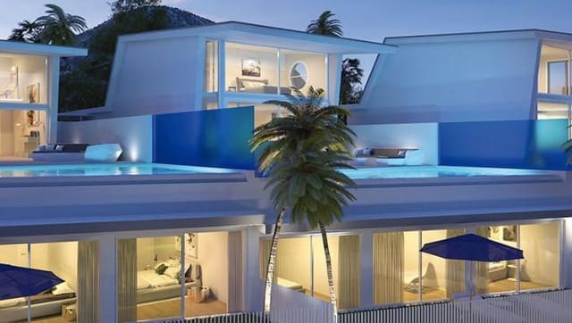 4 bedroom Villa for sale in Fuengirola with pool garage - € 1,499,000 (Ref: 10001517)