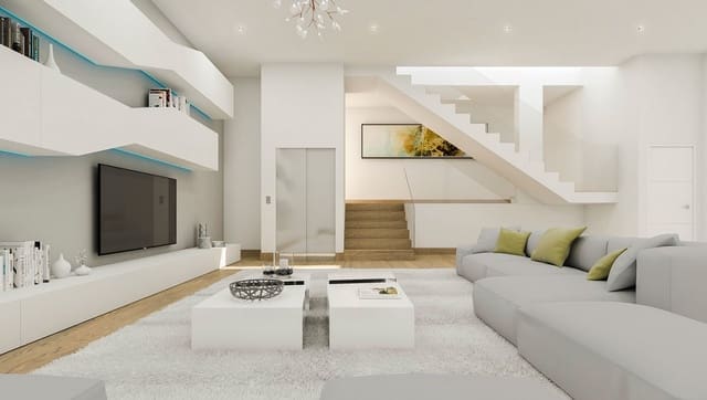 4 bedroom Villa for sale in Fuengirola with pool garage - € 1,499,000 (Ref: 10001517)