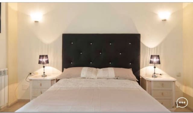4 slaapkamer Villa te koop in Marbella met zwembad garage - € 1.000.000 (Ref: 10001521)