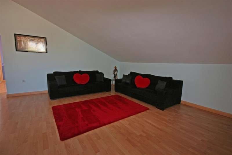 4 slaapkamer Villa te koop in Marbella met zwembad garage - € 1.000.000 (Ref: 10001521)