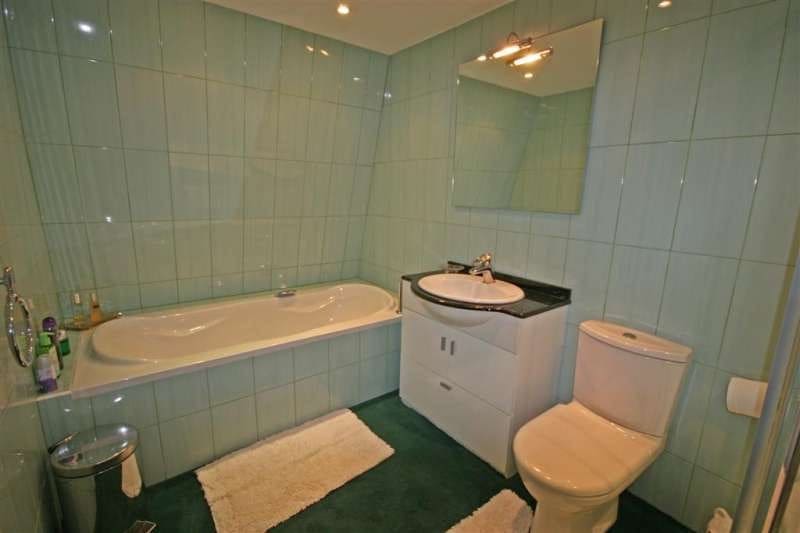 4 slaapkamer Villa te koop in Marbella met zwembad garage - € 1.000.000 (Ref: 10001521)