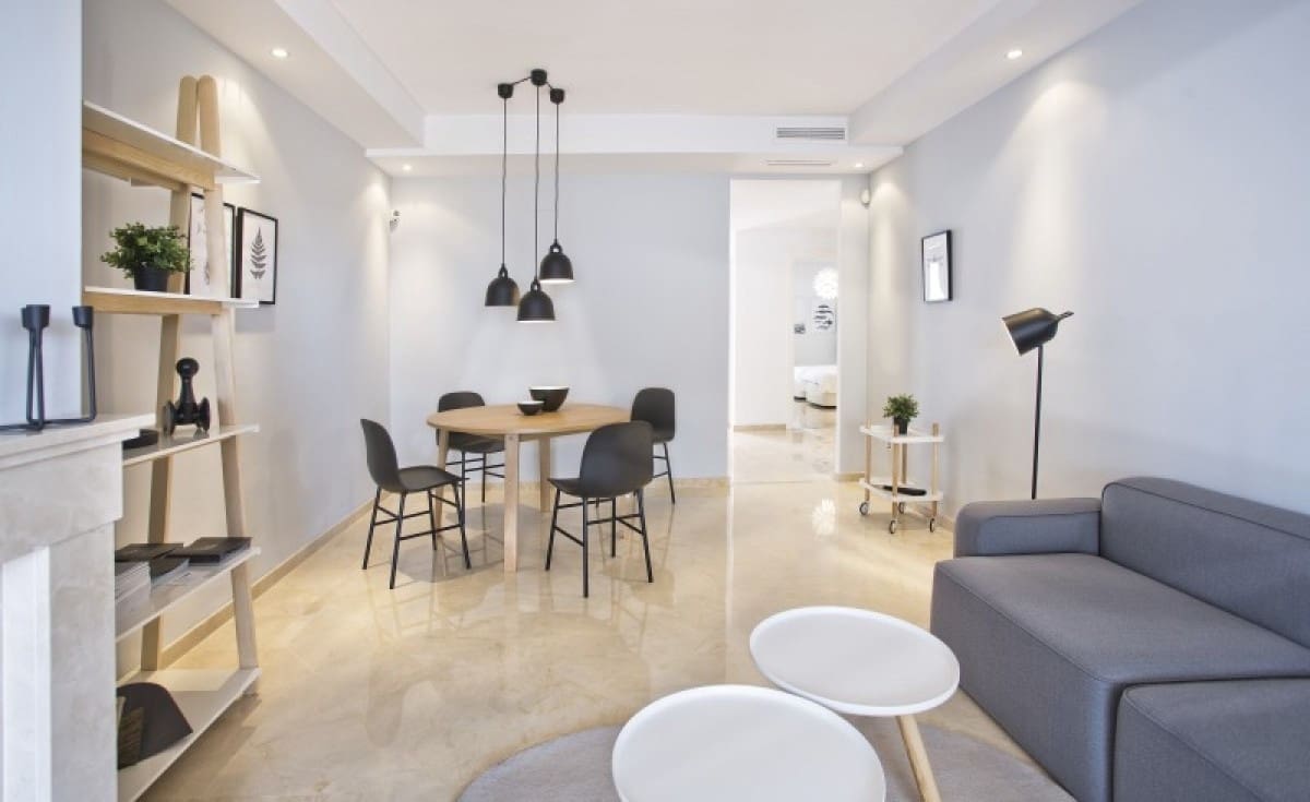 Apartamento de 2 habitaciones en Marbella en venta con piscina garaje - 374.000 € (Ref: 10001522)