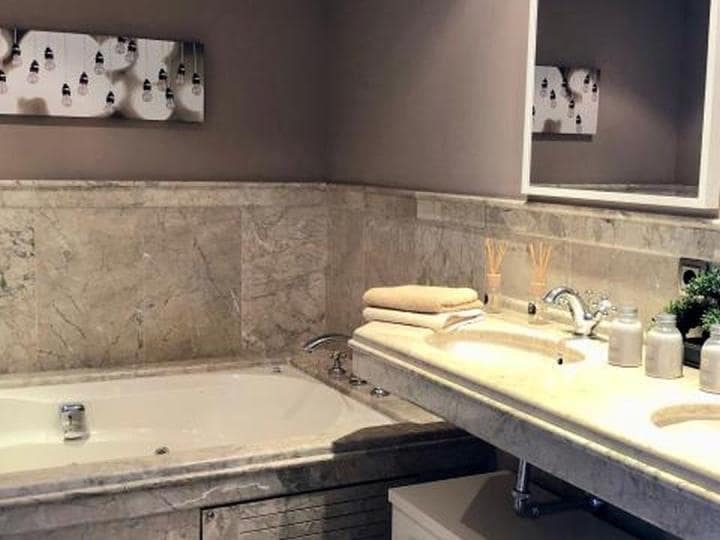3 sovrum Lägenhet till salu i Marbella med pool garage - 850 000 € (Ref: 10001526)