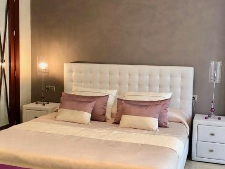 3 sovrum Lägenhet till salu i Marbella med pool garage - 850 000 € (Ref: 10001526)