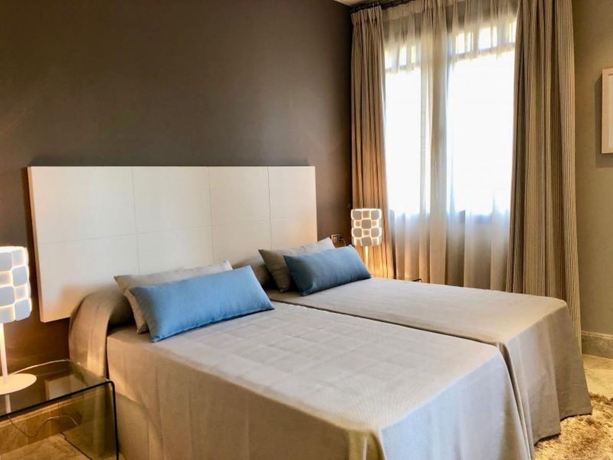 3 sovrum Lägenhet till salu i Marbella med pool garage - 850 000 € (Ref: 10001526)