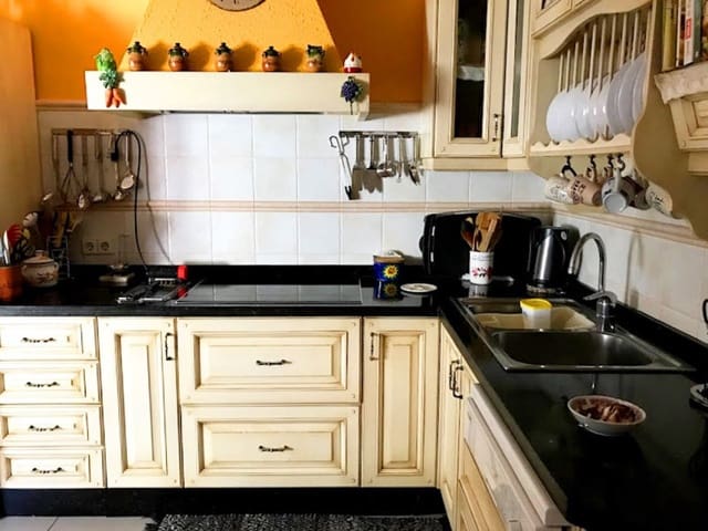 Casa de 4 habitaciones en Marbella en venta con piscina - 490.000 € (Ref: 10001528)
