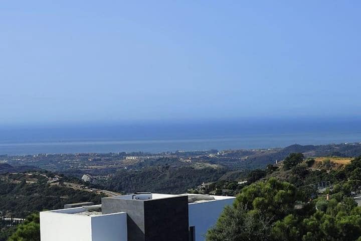 5 soverom Villa til salgs i Marbella med svømmebasseng garasje - € 3 450 000 (Ref: 10001530)