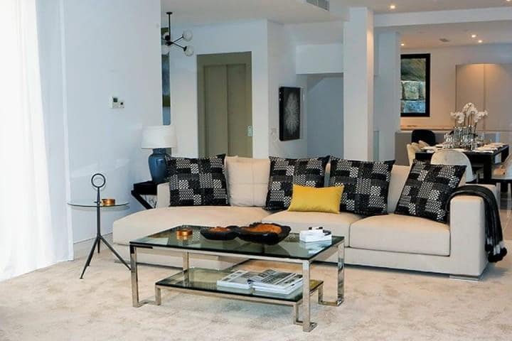 5 soverom Villa til salgs i Marbella med svømmebasseng garasje - € 3 450 000 (Ref: 10001530)