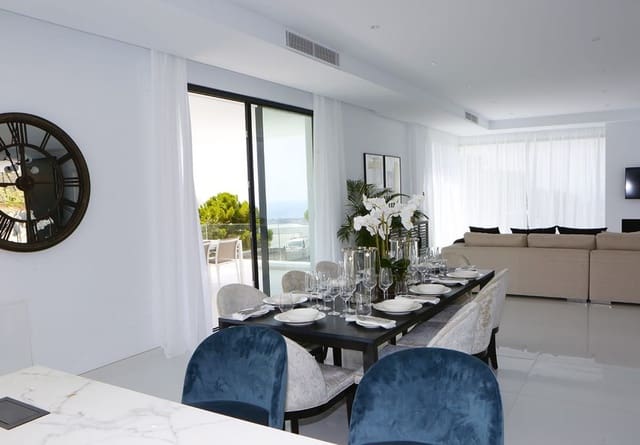 5 soverom Villa til salgs i Marbella med svømmebasseng garasje - € 3 450 000 (Ref: 10001530)