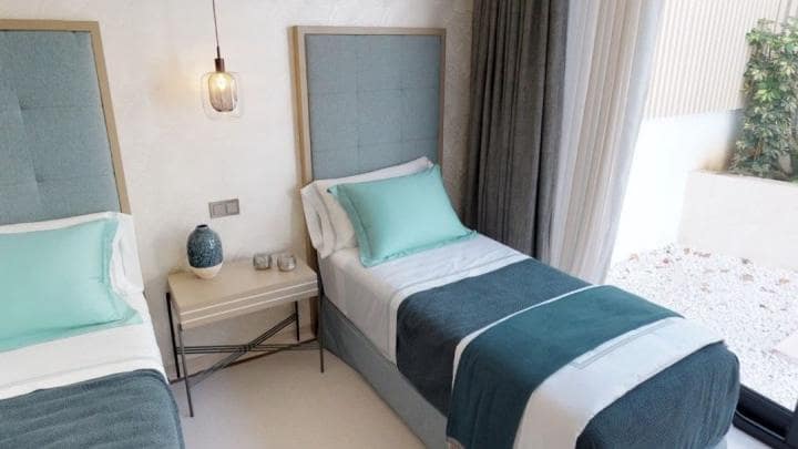 Apartamento de 3 habitaciones en Golden Mile en venta con piscina garaje - 1.900.000 € (Ref: 10001531)