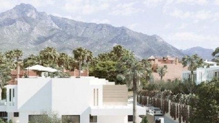 Chalet de 6 habitaciones en Golden Mile en venta con piscina garaje - 2.400.000 € (Ref: 10001532)
