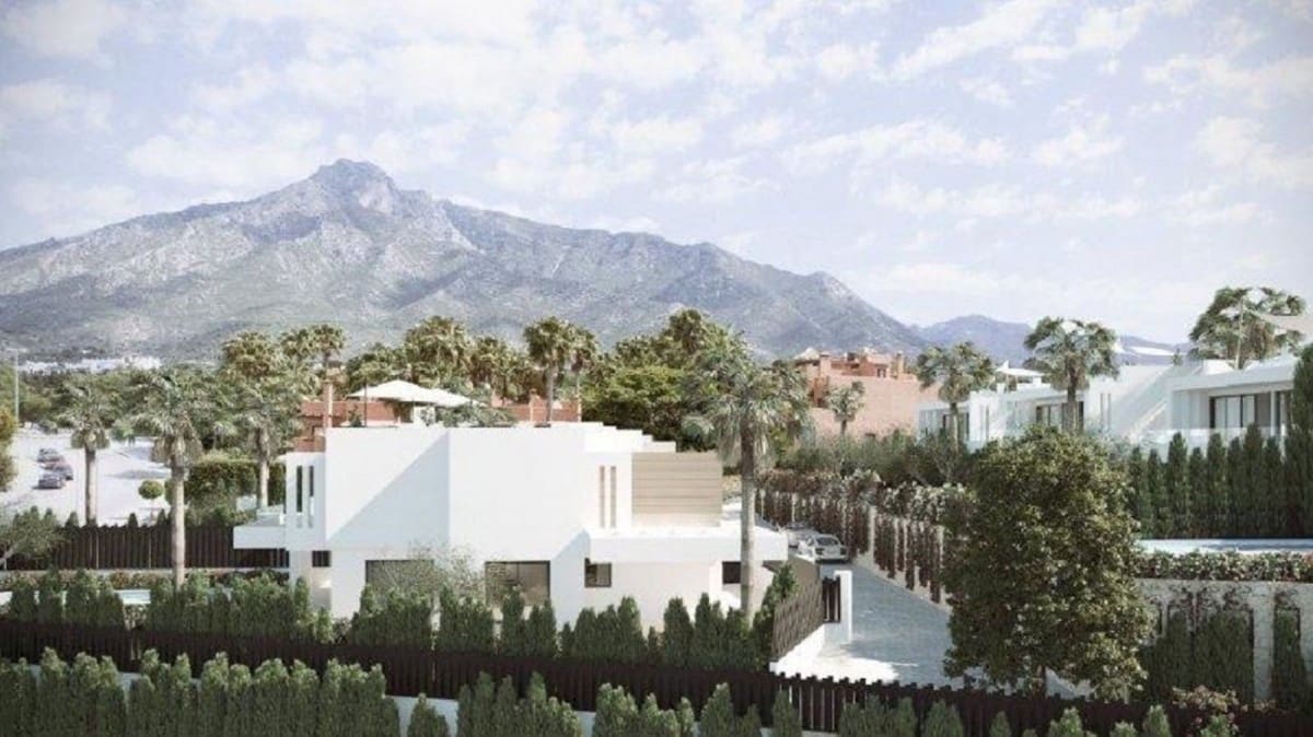 Chalet de 6 habitaciones en Golden Mile en venta con piscina garaje - 2.400.000 € (Ref: 10001532)