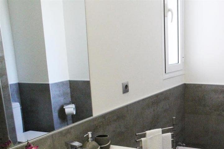 3 sypialnia Apartament na sprzedaż w Marbella z basenem garażem - 375 000 € (Ref: 10001533)
