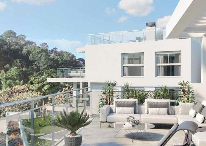 Apartamento de 3 habitaciones en Benahavís en venta con piscina garaje - 385.500 € (Ref: 10001534)