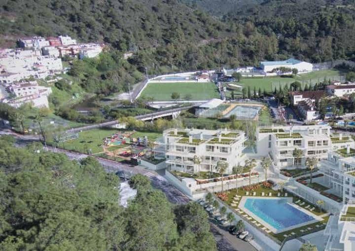 Apartamento de 3 habitaciones en Benahavís en venta con piscina garaje - 385.500 € (Ref: 10001534)