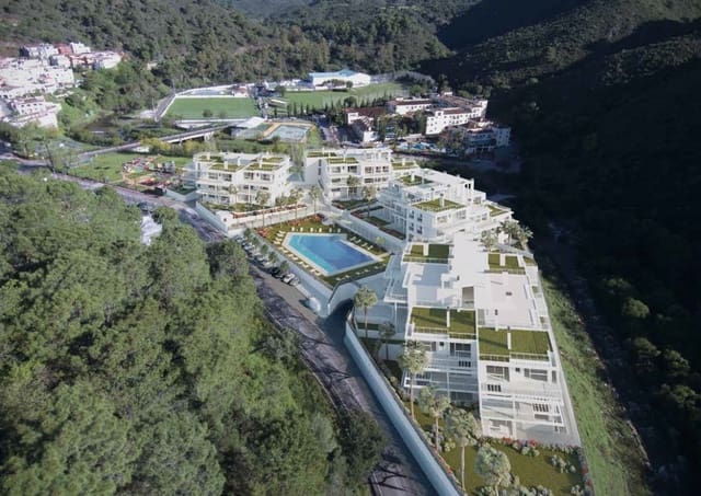 Apartamento de 3 habitaciones en Benahavís en venta con piscina garaje - 385.500 € (Ref: 10001534)
